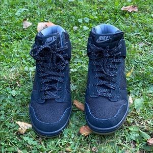 WOMENS NIKE DUNK SKY HI SNEAKER WEDGE